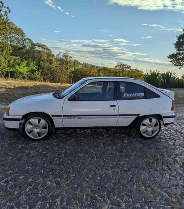 CHEVROLET KADETT 2.0 MPFI GSI 8V GASOLINA 2P MANUAL